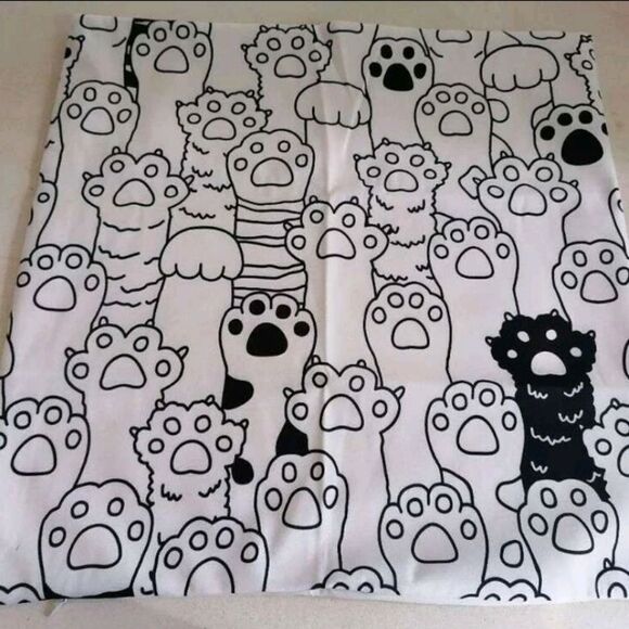 Paw 🐾 Print Pillow Cover - Picture 4 of 6